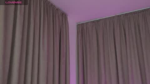 Nika online show from June 25, 2026, 10:14 pm