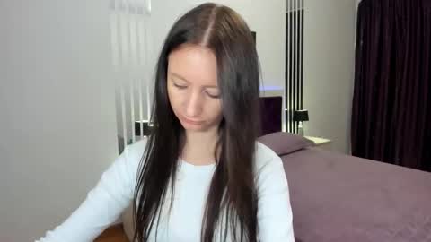 NikaLewis online show from April 25, 2026, 4:15 am