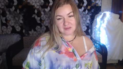 Nika online show from November 24, 2025, 9:25 pm