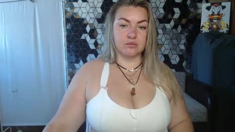 Nika online show from June 4, 2026, 5:13 am