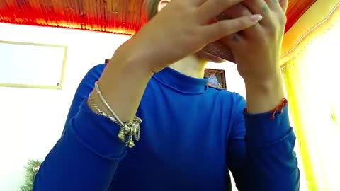 Snapshot of niki_1998 chatting on December 26, 2024, 5:51 pm Natalia online show from December 26, 2024, 5:51 pm