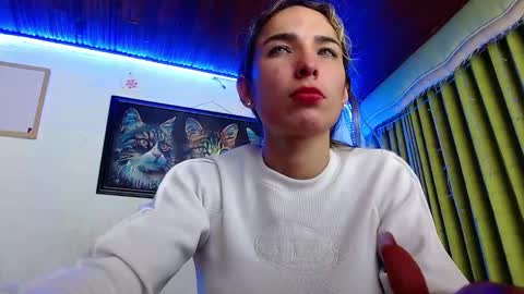 Snapshot of niki_1998 chatting on December 31, 2024, 4:16 am Natalia online show from December 31, 2024, 4:16 am