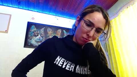 Snapshot of niki_1998 chatting on January 27, 2025, 9:22 pm Natalia online show from January 27, 2025, 9:22 pm