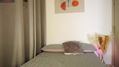 Nikita Luan online show from March 4, 2026, 11:22 pm