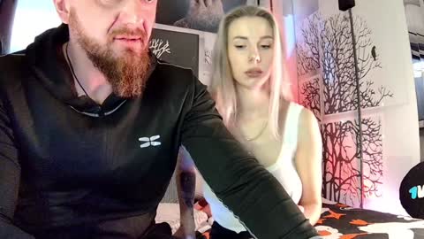 nikki7377 online show from December 8, 2024, 7:37 am