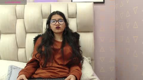 Nilly online show from December 5, 2024, 9:06 am