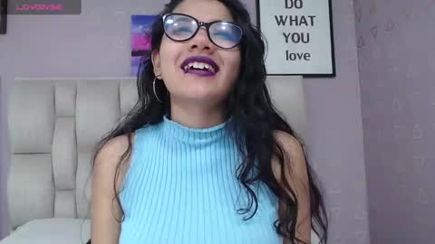 Nilly online show from December 11, 2024, 4:28 am