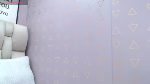 Nilly online show from December 13, 2024, 10:13 pm