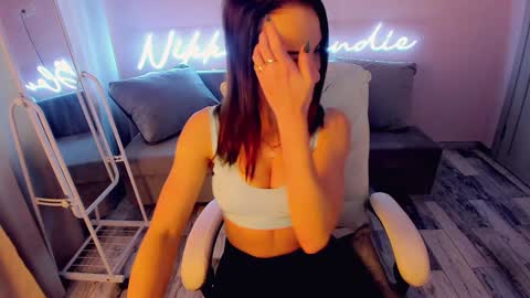 Snapshot of nikki_blondiee chatting on January 3, 2025, 7:16 am nikki_blondiee online show from January 3, 2025, 7:16 am