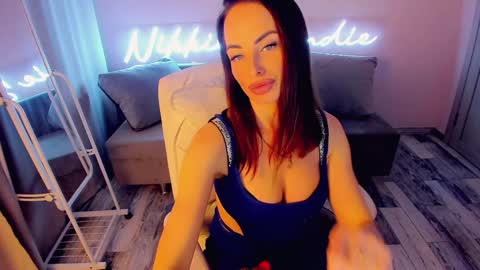 Snapshot of nikki_blondiee chatting on January 3, 2025, 10:20 am nikki_blondiee online show from January 3, 2025, 10:20 am