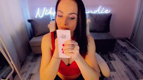 Snapshot of nikki_blondiee chatting on February 14, 2025, 4:04 am nikki_blondiee online show from February 14, 2025, 4:04 am
