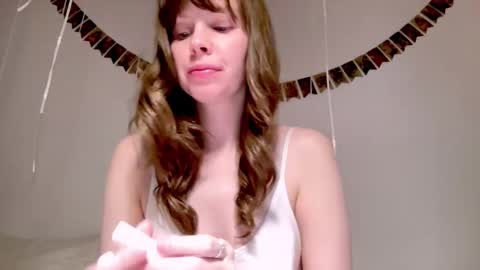 Nikki online show from December 5, 2025, 10:02 am