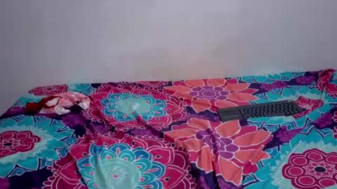 nikki_uwu online show from June 11, 2026, 12:32 am