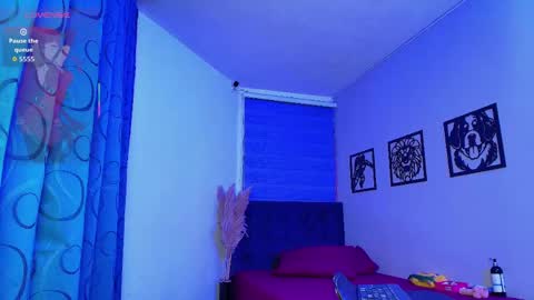 nikki_vesper online show from May 1, 2026, 3:44 am
