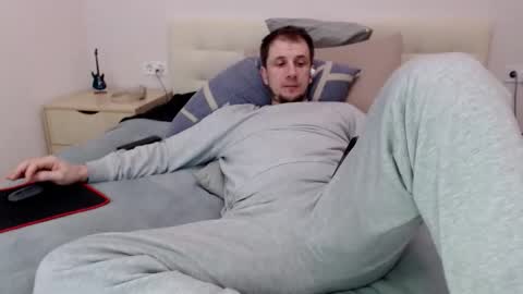 Nick online show from February 10, 2026, 6:12 pm