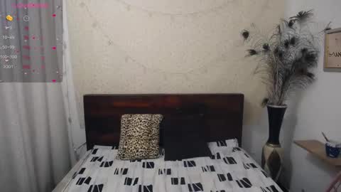 Snapshot of nikkiemilky chatting on February 12, 2025, 5:47 am NikkieMilky online show from February 12, 2025, 5:47 am