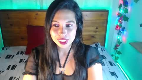 Snapshot of nikkiemilky chatting on September 24, 2025, 1:53 am NikkieMilky online show from September 24, 2025, 1:53 am