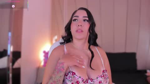 Snapshot of nikkii_vegaa chatting on March 3, 2025, 7:32 am Nikki online show from March 3, 2025, 7:32 am