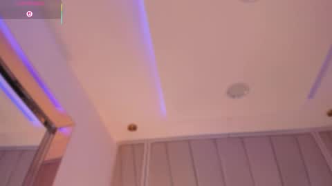 Snapshot of nikkii_vegaa chatting on March 10, 2025, 7:42 am Nikki online show from March 10, 2025, 7:42 am
