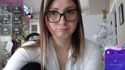 Snapshot of nikkikiss___ chatting on January 13, 2026, 5:35 am nikkikiss___ online show from January 13, 2026, 5:35 am