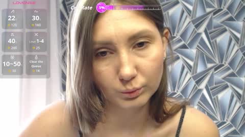 nikkikiss___ online show from March 15, 2026, 6:08 am