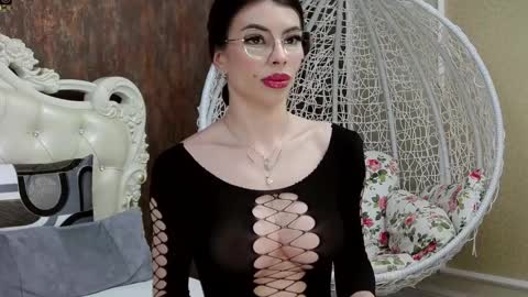 Nikky online show from February 21, 2025, 7:45 am