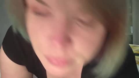 nikkithickumss online show from April 2, 2026, 12:14 pm