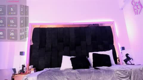 Snapshot of nikkysmiith chatting on February 24, 2025, 6:26 pm     online show from February 24, 2025, 6:26 pm