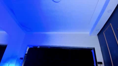 Snapshot of nikkysmiith chatting on February 28, 2025, 1:47 am     online show from February 28, 2025, 1:47 am