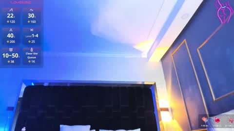 Snapshot of nikkysmiith chatting on March 11, 2025, 11:26 pm     online show from March 11, 2025, 11:26 pm