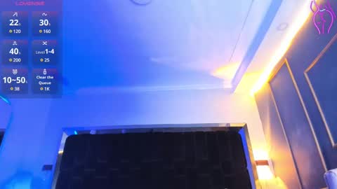 Snapshot of nikkysmiith chatting on March 12, 2025, 10:39 pm     online show from March 12, 2025, 10:39 pm