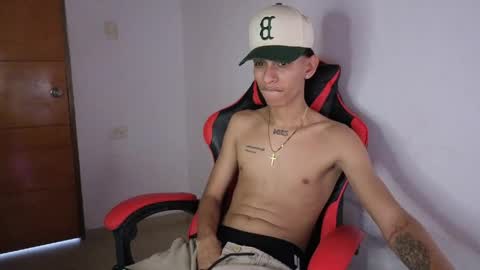 Snapshot of niklaus_wolf chatting on May 7, 2026, 9:09 pm niklaus_wolf online show from May 7, 2026, 9:09 pm