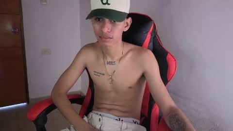 Snapshot of niklaus_wolf chatting on May 10, 2026, 8:14 pm niklaus_wolf online show from May 10, 2026, 8:14 pm