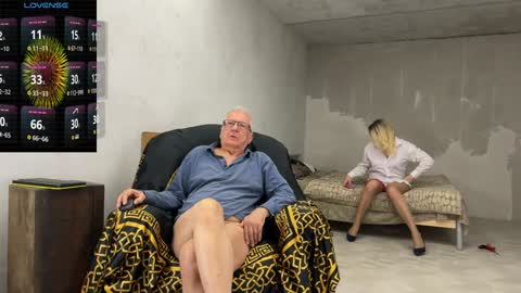 -NIKI-LIKA- online show from December 7, 2024, 10:23 am