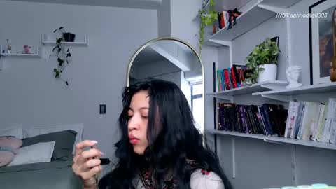 Snapshot of nikol_je chatting on April 11, 2026, 2:32 pm Nicole cam online show from April 11, 2026, 2:32 pm