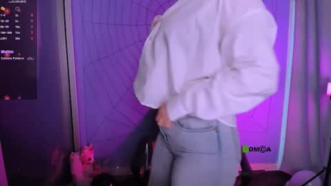 Snapshot of nikol_kitt chatting on October 25, 2025, 7:41 pm Little Niko Help me reach my goals online show from October 25, 2025, 7:41 pm