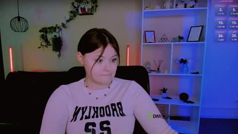 Snapshot of nikol_kitt chatting on May 25, 2026, 6:58 pm Little Niko Help me reach my goals online show from May 25, 2026, 6:58 pm