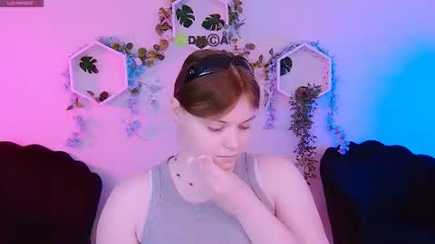 Snapshot of nikol_kitt chatting on June 12, 2026, 7:02 pm Little Niko Help me reach my goals online show from June 12, 2026, 7:02 pm