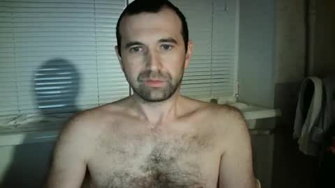 Snapshot of nikolas_vaz chatting on October 18, 2025, 8:20 pm nikolas_vaz online show from October 18, 2025, 8:20 pm