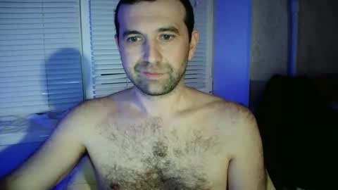 nikolas_vaz online show from January 18, 2026, 9:07 pm