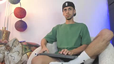 Snapshot of nikolay_dimitrov chatting on June 4, 2026, 11:44 pm online show from June 4, 2026, 11:44 pm