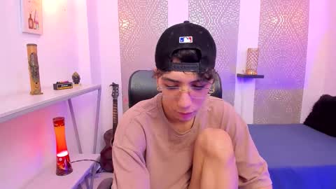    online show from November 24, 2025, 4:23 am