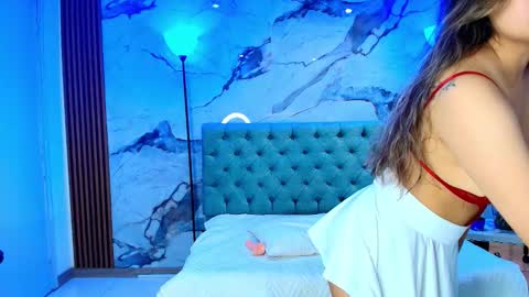 nikolcruz online show from March 6, 2026, 11:28 am