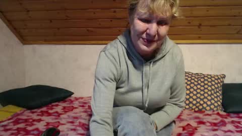 Nikole1 online show from December 10, 2024, 11:43 am
