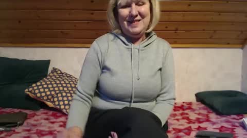 Nikole1 online show from February 14, 2025, 3:05 pm