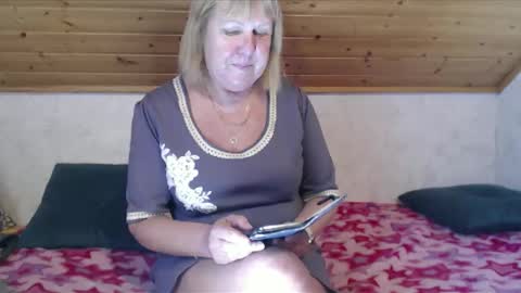 Nikole1 online show from May 8, 2026, 9:25 am