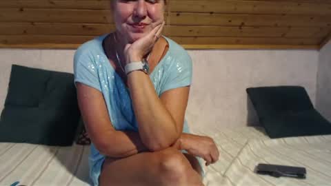 Nikole1 online show from July 28, 2026, 3:21 pm