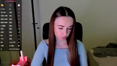      online show from October 21, 2025, 3:40 am