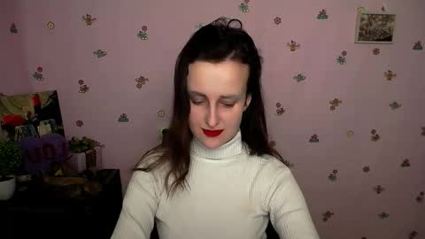 Nikolleta online show from February 3, 2026, 8:14 pm