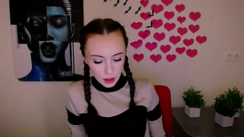nikonara_ online show from January 13, 2025, 2:00 pm